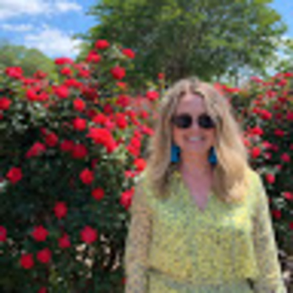 Meet your Posher, Haley - Picture 1 of 1